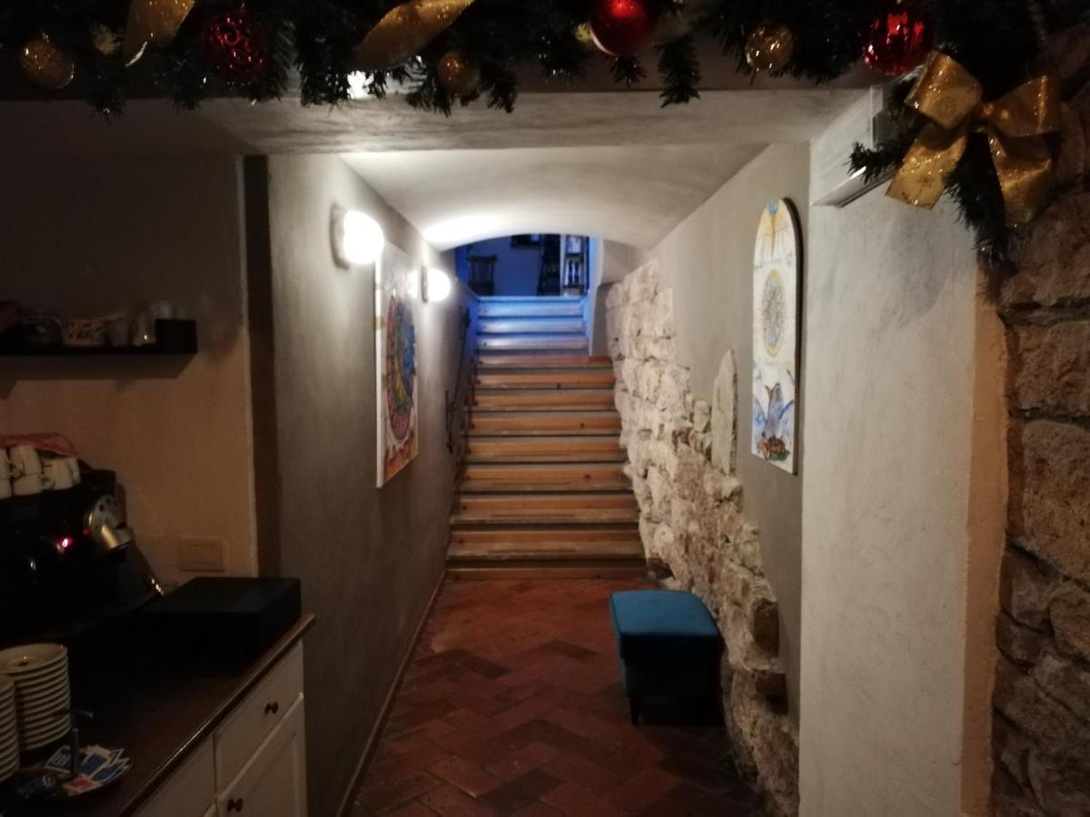 Hotel La Fortezza Assisi Exteriör bild